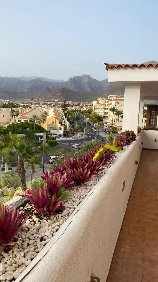 Cozy Apartment Close To Fanabe Beach, Tenerife Адехе Екстериор снимка